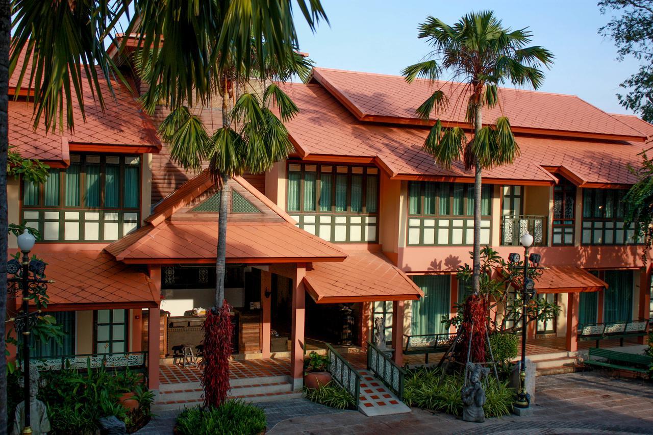 Chuchaiburi Sri אמפווה מראה חיצוני תמונה