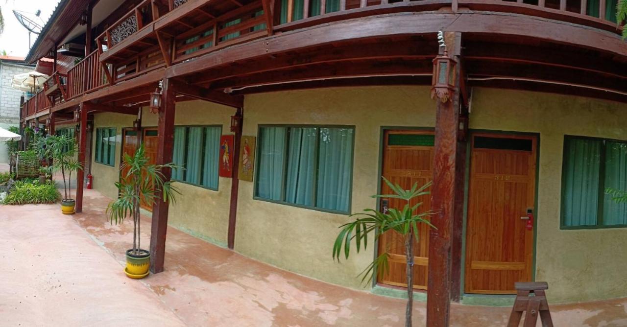 Chuchaiburi Sri אמפווה מראה חיצוני תמונה